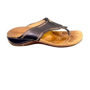 Women's Liz Claiborne T strap slip ons Shoes